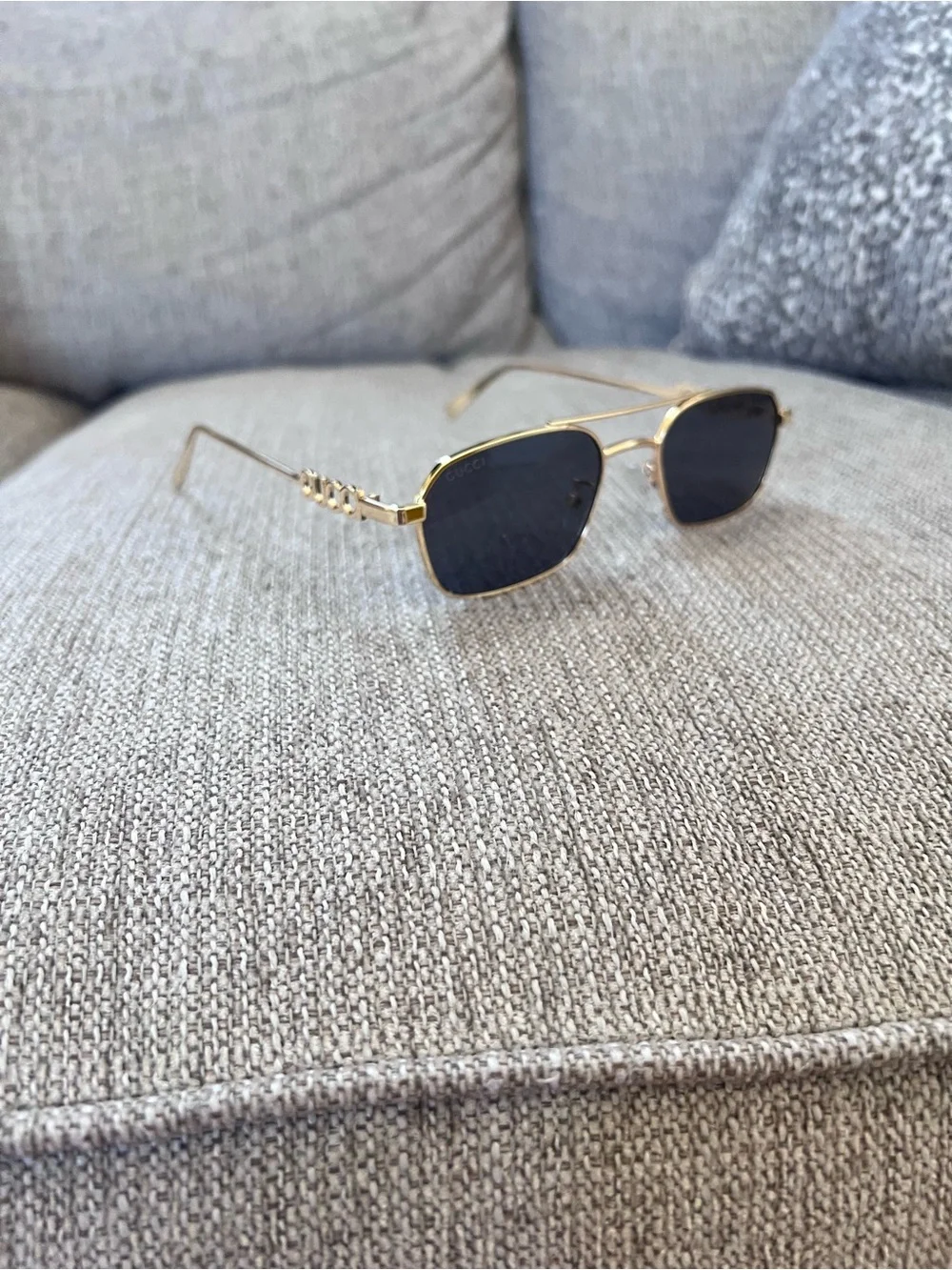 Gucci Metal Gold Frame Black Lens Sunglasses